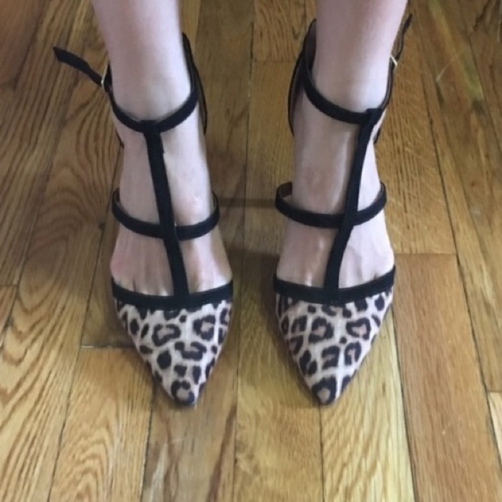 Print animal  heels (cheetah) sz 8